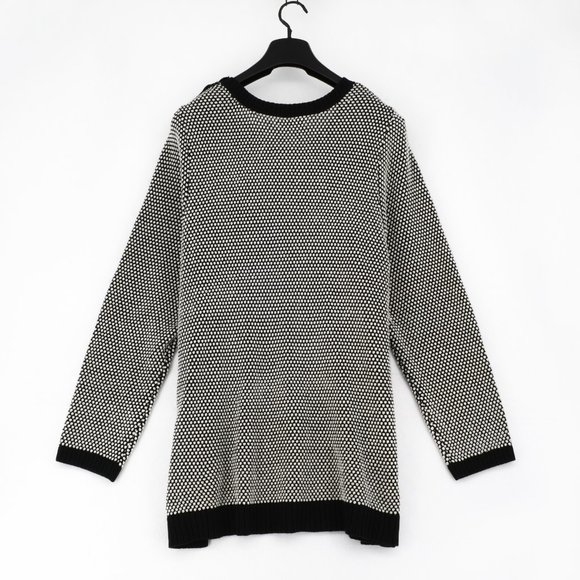 Charter Club Women Plus Button Trim Crewneck Fitted Long Sleeve Sweater Black - Picture 5 of 7